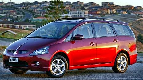 download Mitsubishi G<img src=http://www.instructionmanual.net.au/images/Mitsubishi%20Grandis%20x/4.MitGrandis0504%283%29_794_529_70.jpg width=794 height=529 alt = 