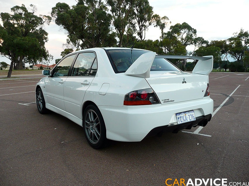 download Mitsubishi Lancer Evolution 9 workshop manual