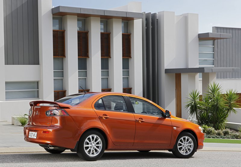 download Mitsubishi Lancer workshop manual