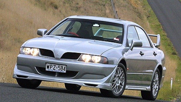 download Mitsubishi Magna TR TS workshop manual