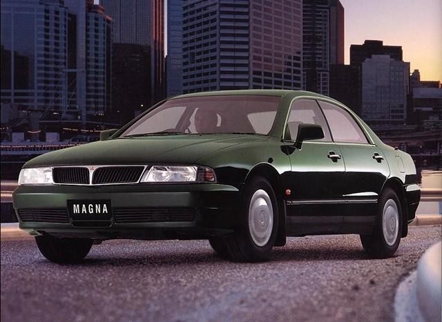 download Mitsubishi Magna Verada ESM workshop manual