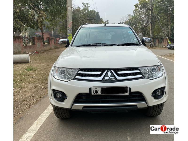 download Mitsubishi Pajero in ENGLISH [ INFORMATIVE DIY ] workshop manual