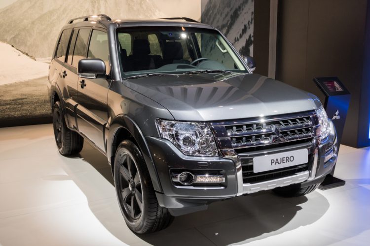 download Mitsubishi Pajero workshop manual