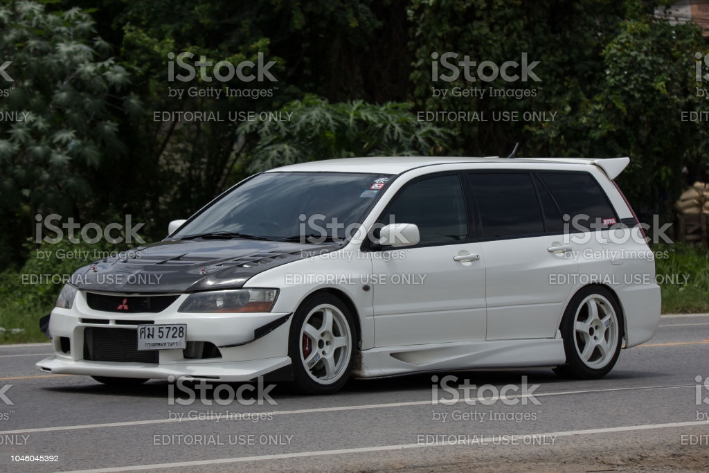 download Mitsubishi Space Wagon able workshop manual