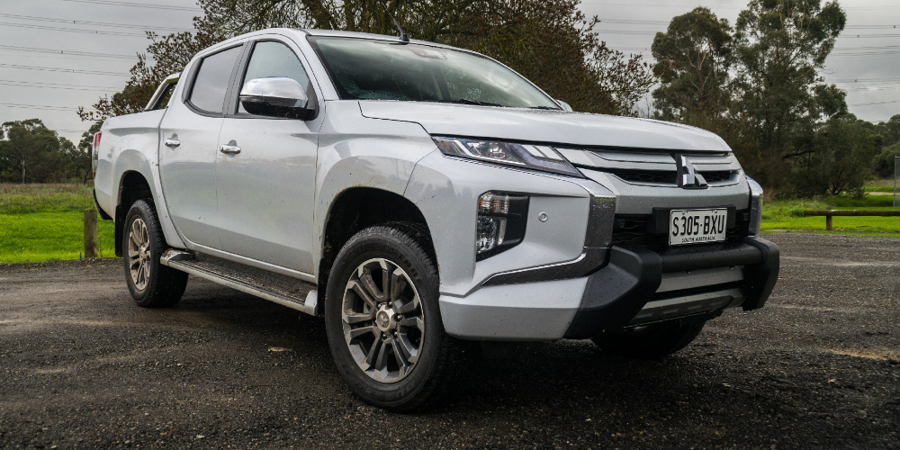 download Mitsubishi Triton able workshop manual