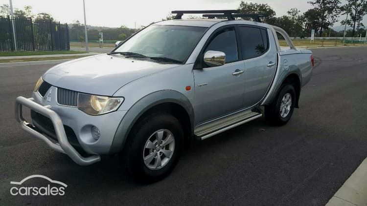 download Mitsubishi Triton workshop manual