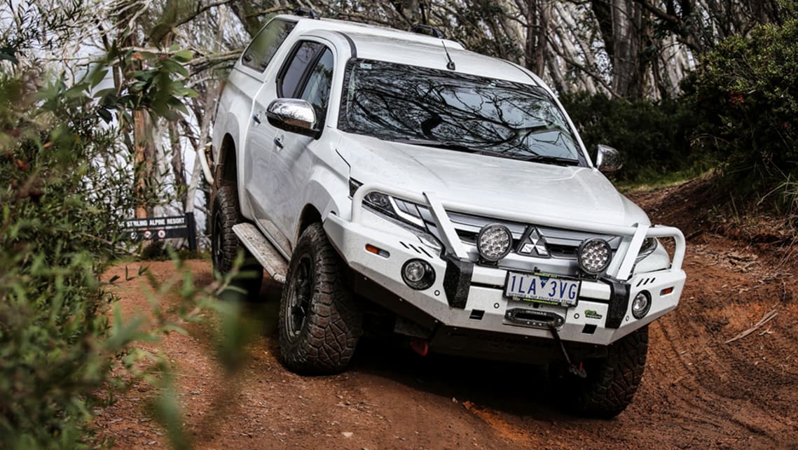 download Mitsubishi Triton workshop manual