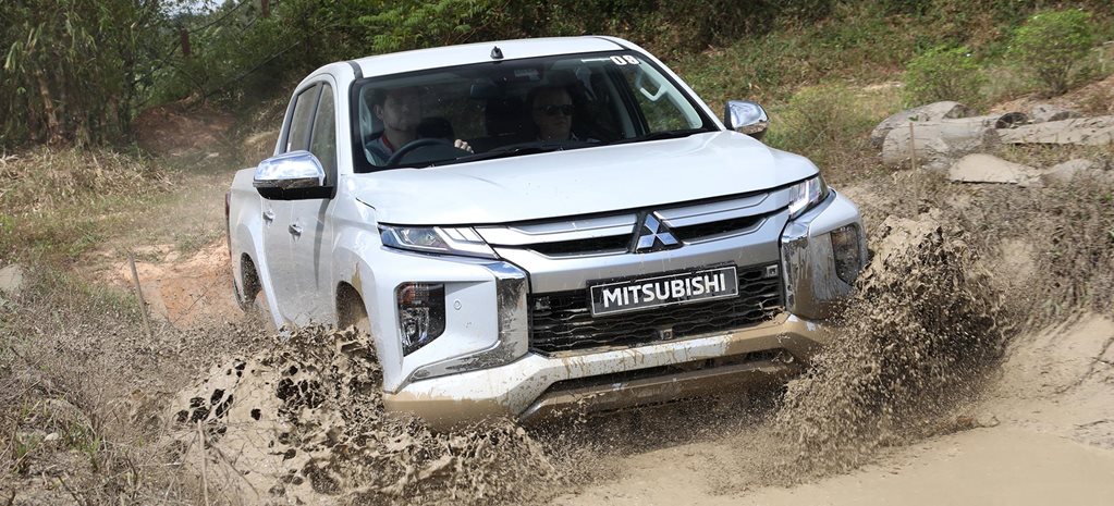 download Mitsubishi Triton workshop manual