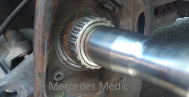 download NEW  Mercedes SLK 320  230 Kompressor workshop manual
