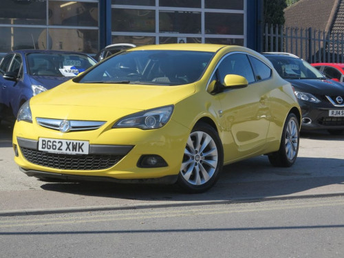 download OPEL GTC 3dr workshop manual