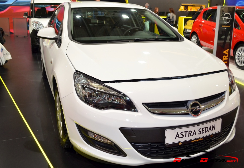 download Opel Astra J Body workshop manual