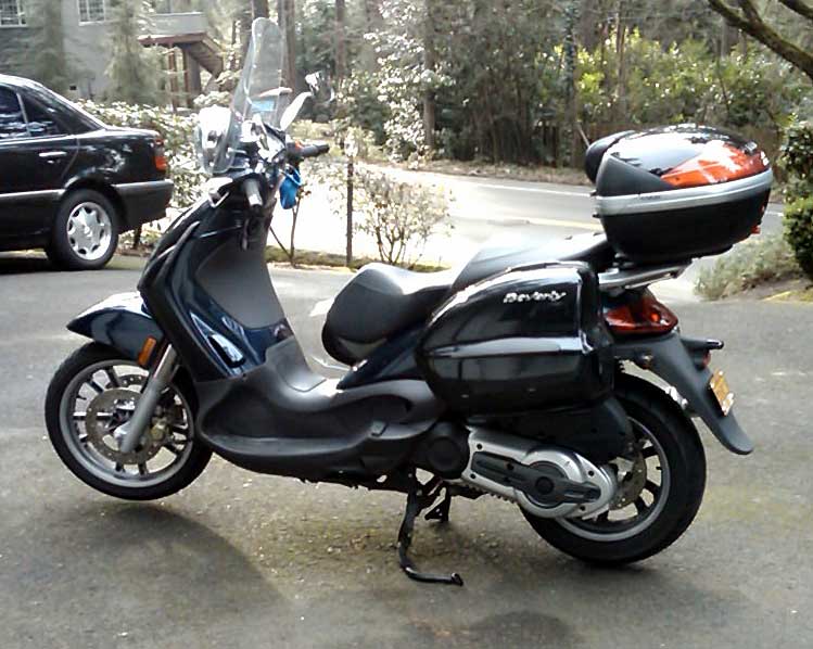 download Piaggio BEVERLY Cruiser 500ie Motorcycle able workshop manual