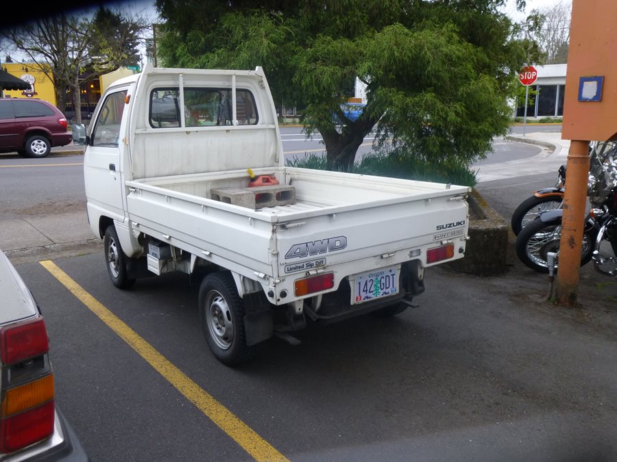 download Suzuki Carry able workshop manual