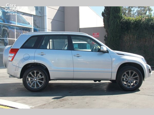 download Suzuki Grand Vitara XL 7 SQ416 SQ420 SQ625 JA627 JA420WD workshop manual