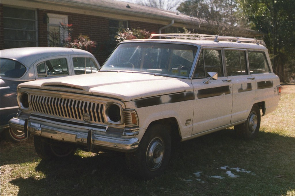 download The Jeep Wagoneer workshop manual