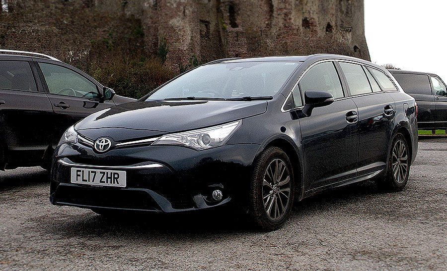 download Toyata Avensis able workshop manual