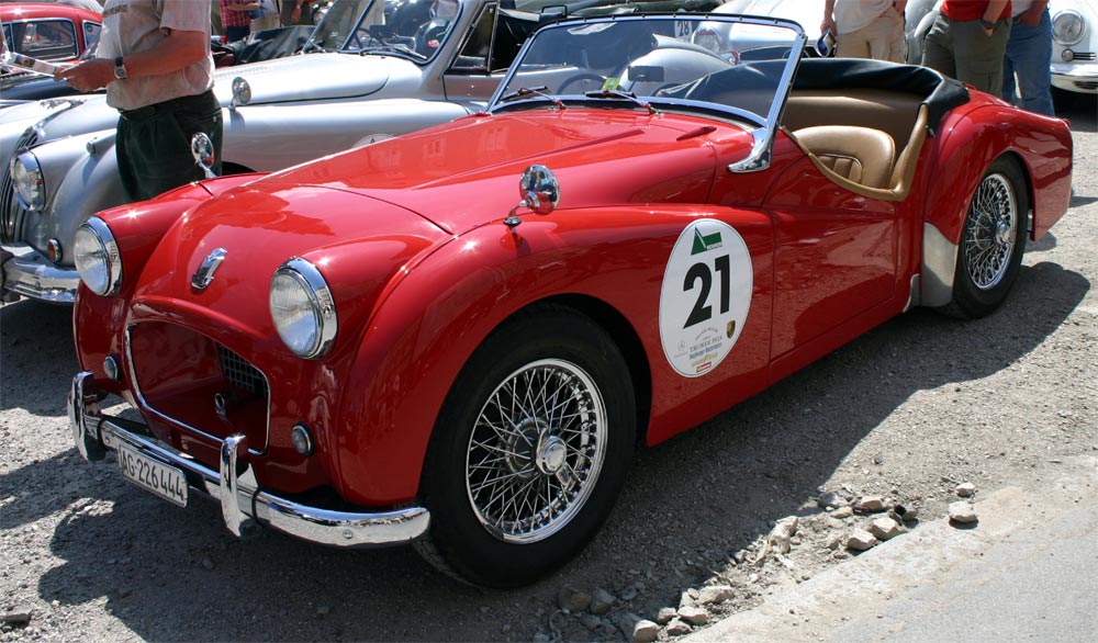 download Triumph TR2 able workshop manual