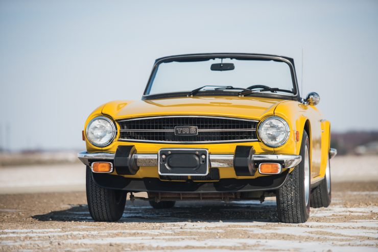 download Triumph TR6 workshop manual