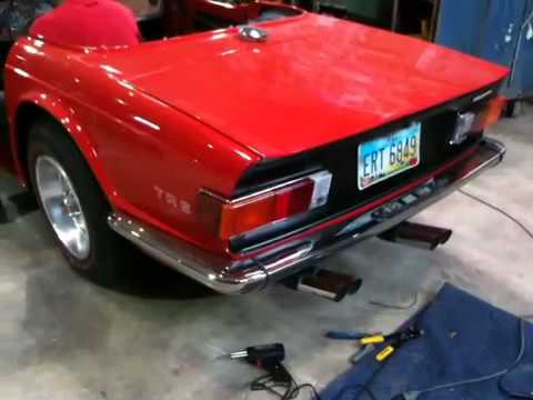 download Triumph TR6 workshop manual