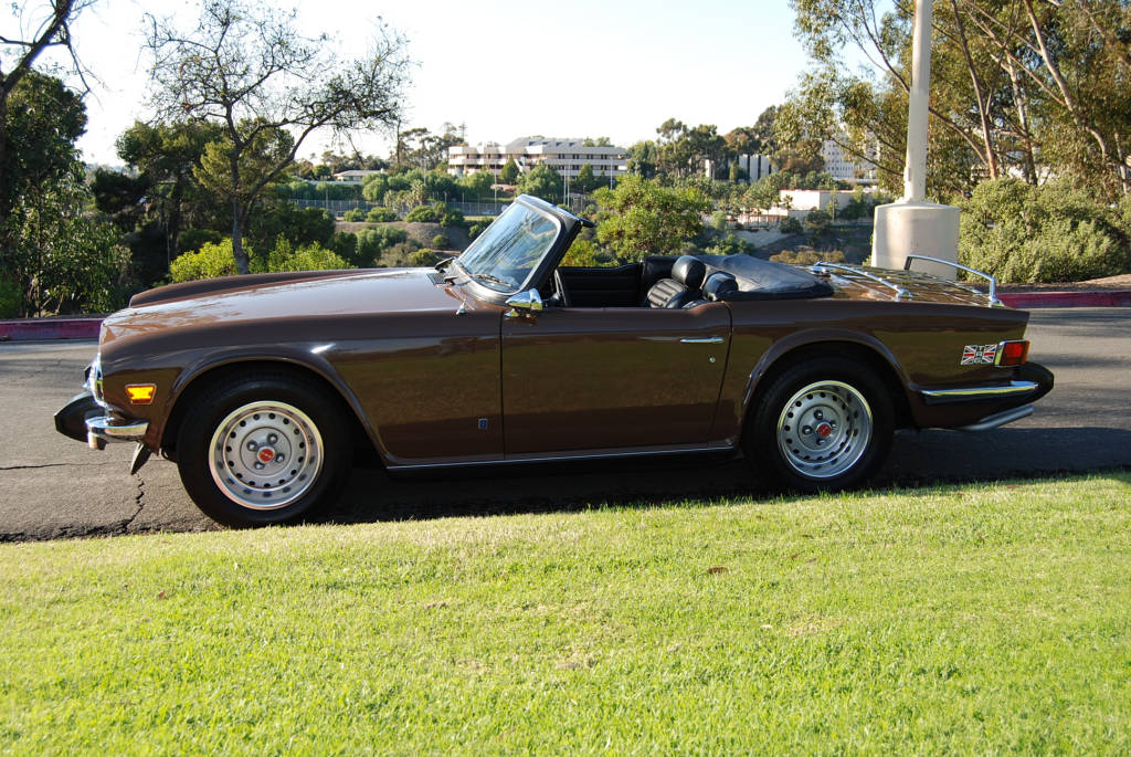 download Triumph TR6 workshop manual