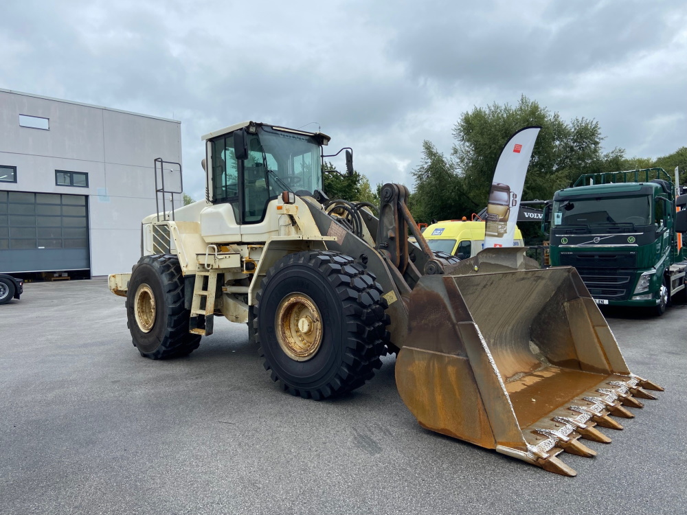 download VOLVO L150F Wheel Loader able workshop manual