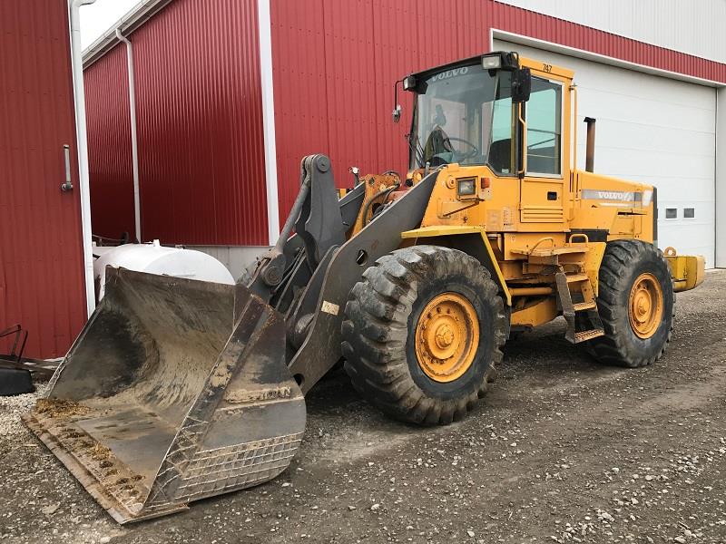 download VOLVO L90C Wheel Loader able workshop manual