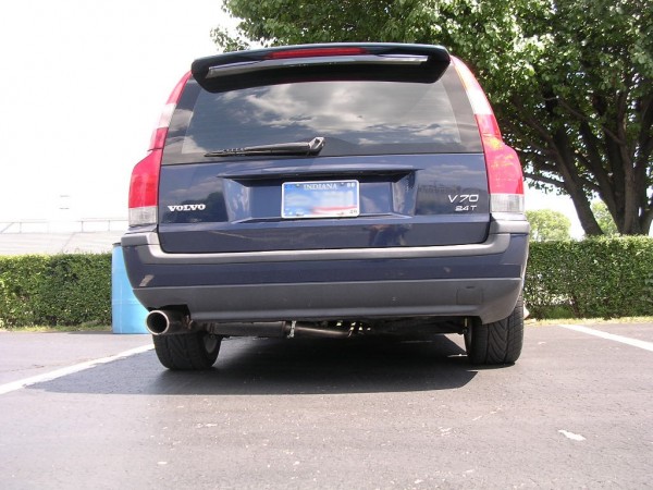 download VOLVO V70 workshop manual