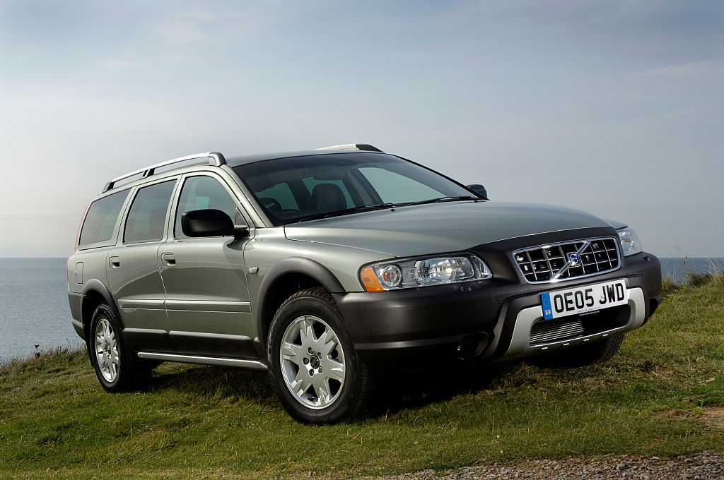 download VOLVO XC70 able workshop manual