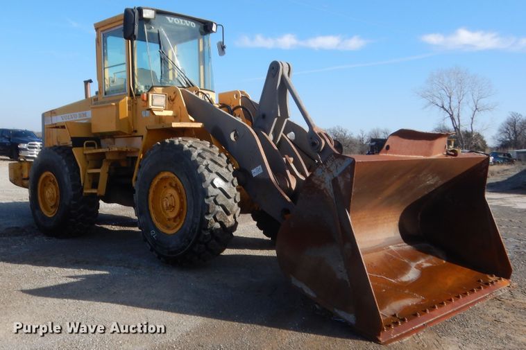 download Volvo BM L90C Wheel Loader able workshop manual