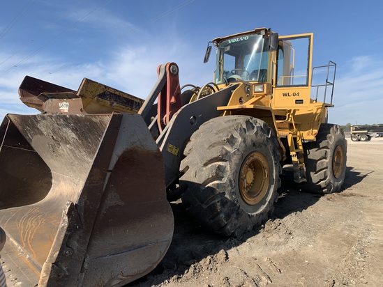 download Volvo L220D Wheel Loader able workshop manual