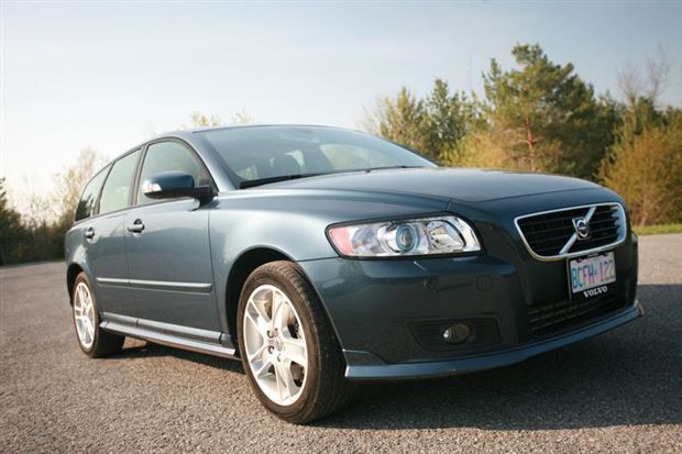 download Volvo S40 V50 s in workshop manual