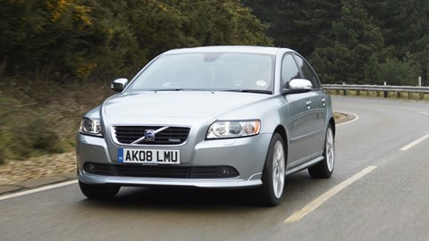 download Volvo S40 V50 s in workshop manual