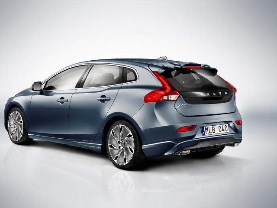 download Volvo V40 workshop manual