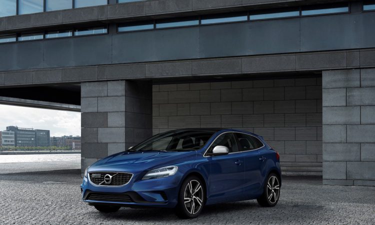 download Volvo V40 workshop manual