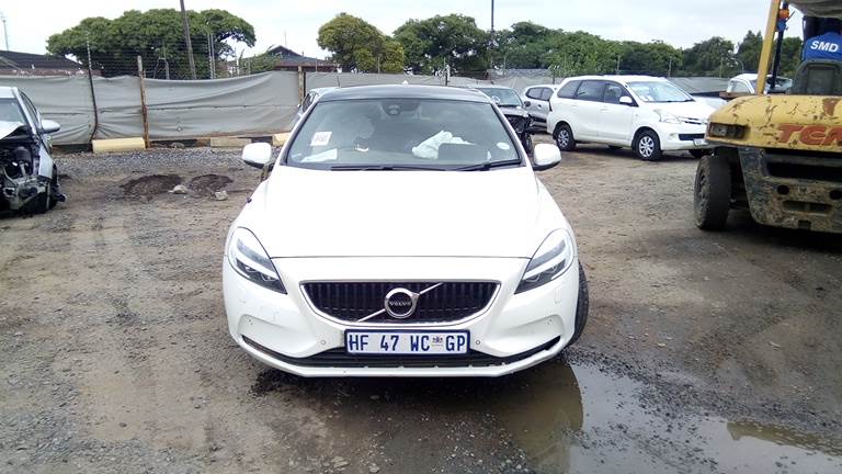 download Volvo V40 workshop manual