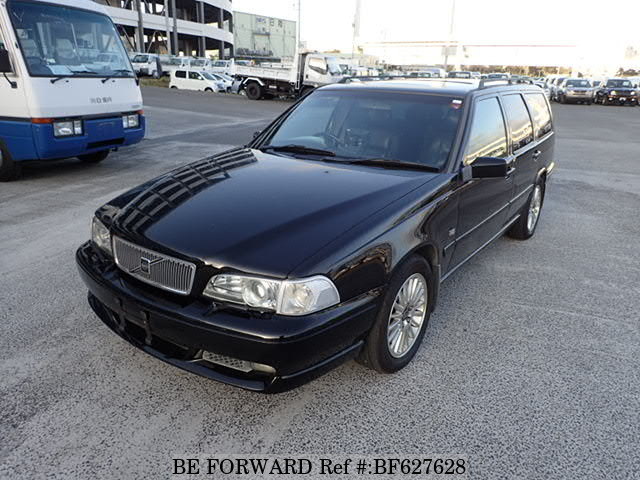 download Volvo V70 XC70 V70 R workshop manual