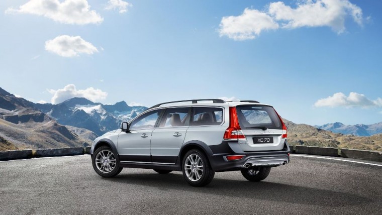 download Volvo XC70 workshop manual