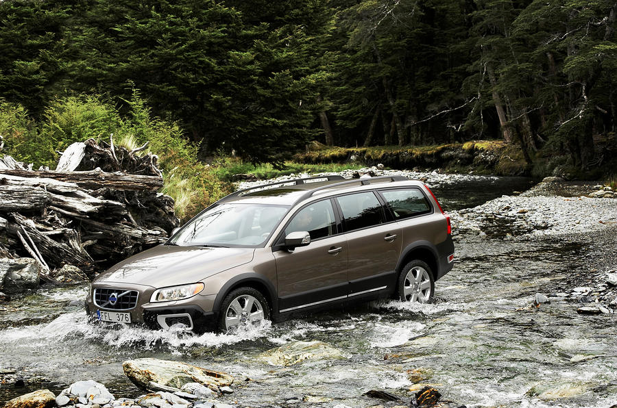 download Volvo XC90 V70 XC70 able workshop manual